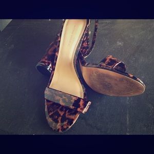 Banana republic leopard print strappy heels
